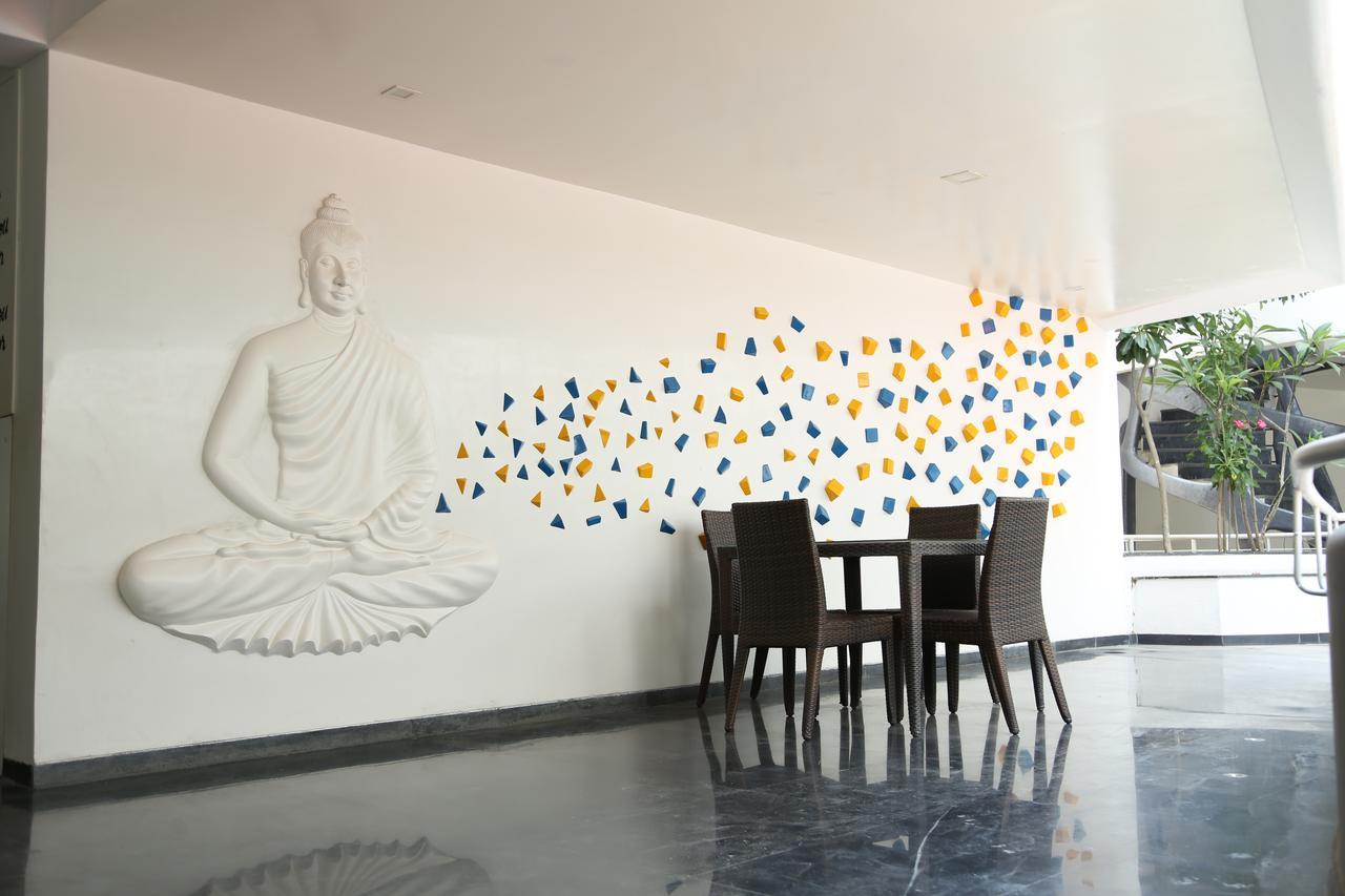 Days Inn & Suites By Wyndham Bengaluru Whitefield Екстериор снимка